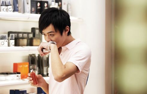 中国人买走世界1/3奢侈品