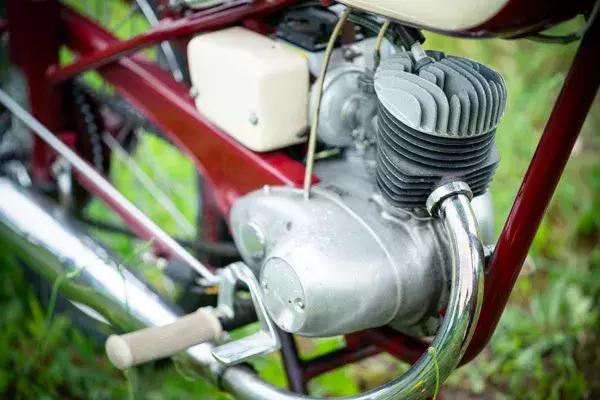 这辆雅马哈YA-1，是你记忆中的红蜻蜓吗？