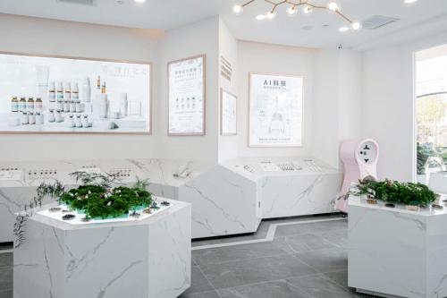 *血丝红**皮肤用什么护肤品好？定制护肤真的是“YYDS”