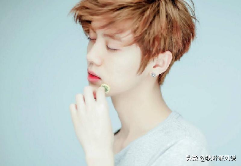 鹿晗在球场打篮球被网友偶遇,鹿晗球场被偶遇