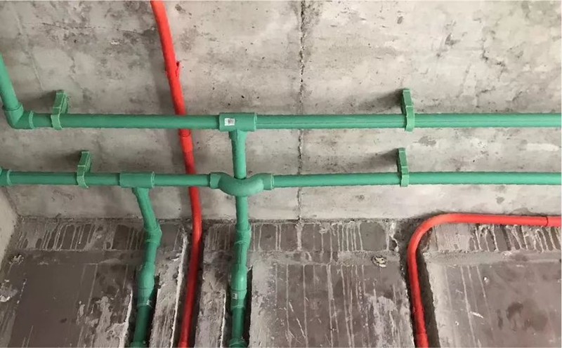 冷热水管怎么安装最好,冷热软水管怎么安装正确