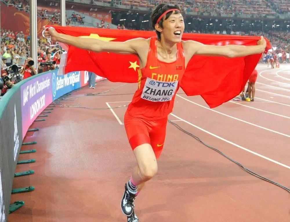 张国伟白鹤亮翅,张国伟现场版白鹤亮翅