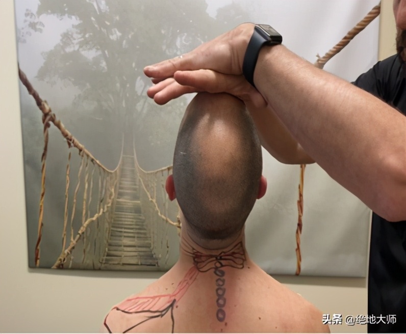 慢性颈痛推拿手法,慢性颈肩腰腿痛中医调养视频