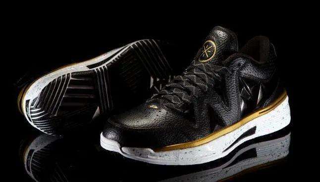 韦德之道10低帮wow耐磨,李宁韦德之道10wow实战