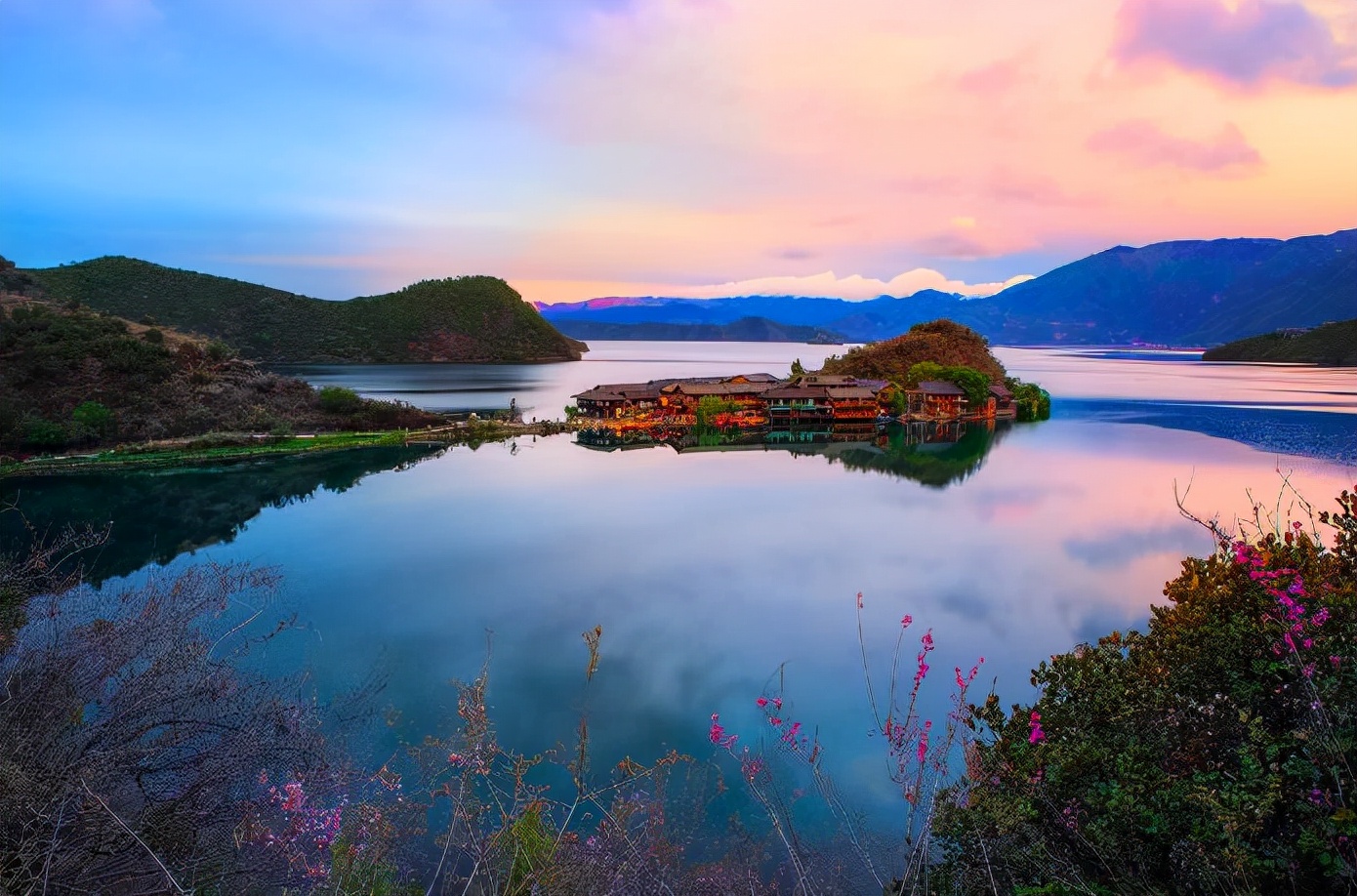 丽江到泸沽湖景区多少公里,丽江泸沽湖重庆泸沽湖
