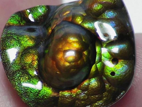 世上最奇特的玛瑙,千年极品老缠丝玛瑙手串图片