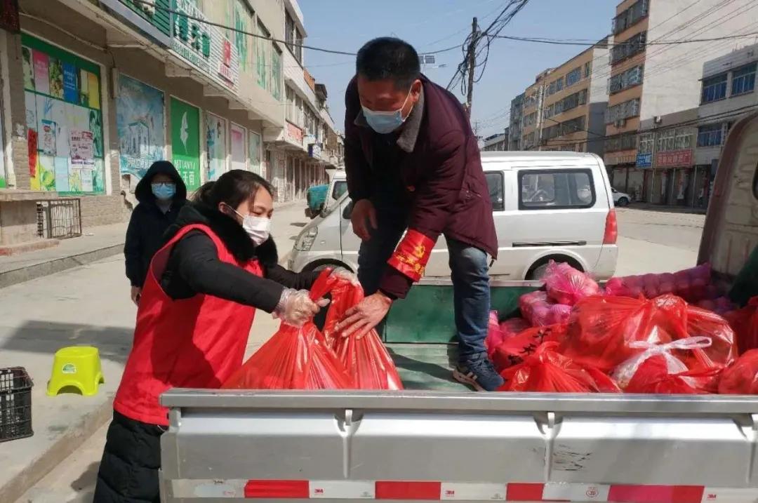 媒体关注丨滞留家乡，主动加入“*党**员先锋队”