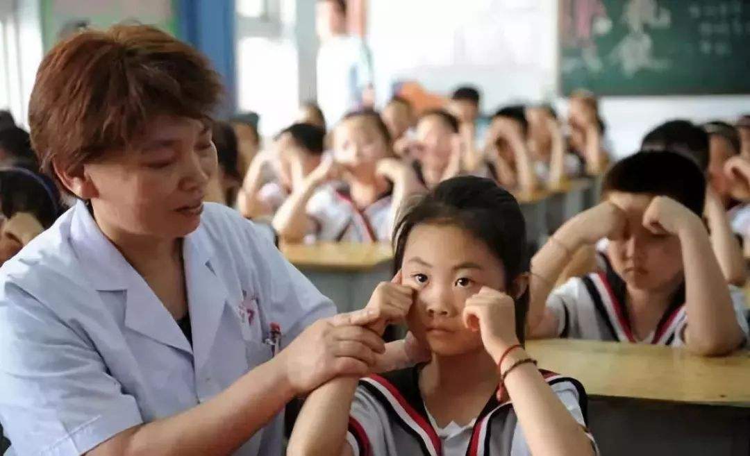 飞行员的眼保健操对近视有缓解吗,儿童近视可以用什么眼操矫正