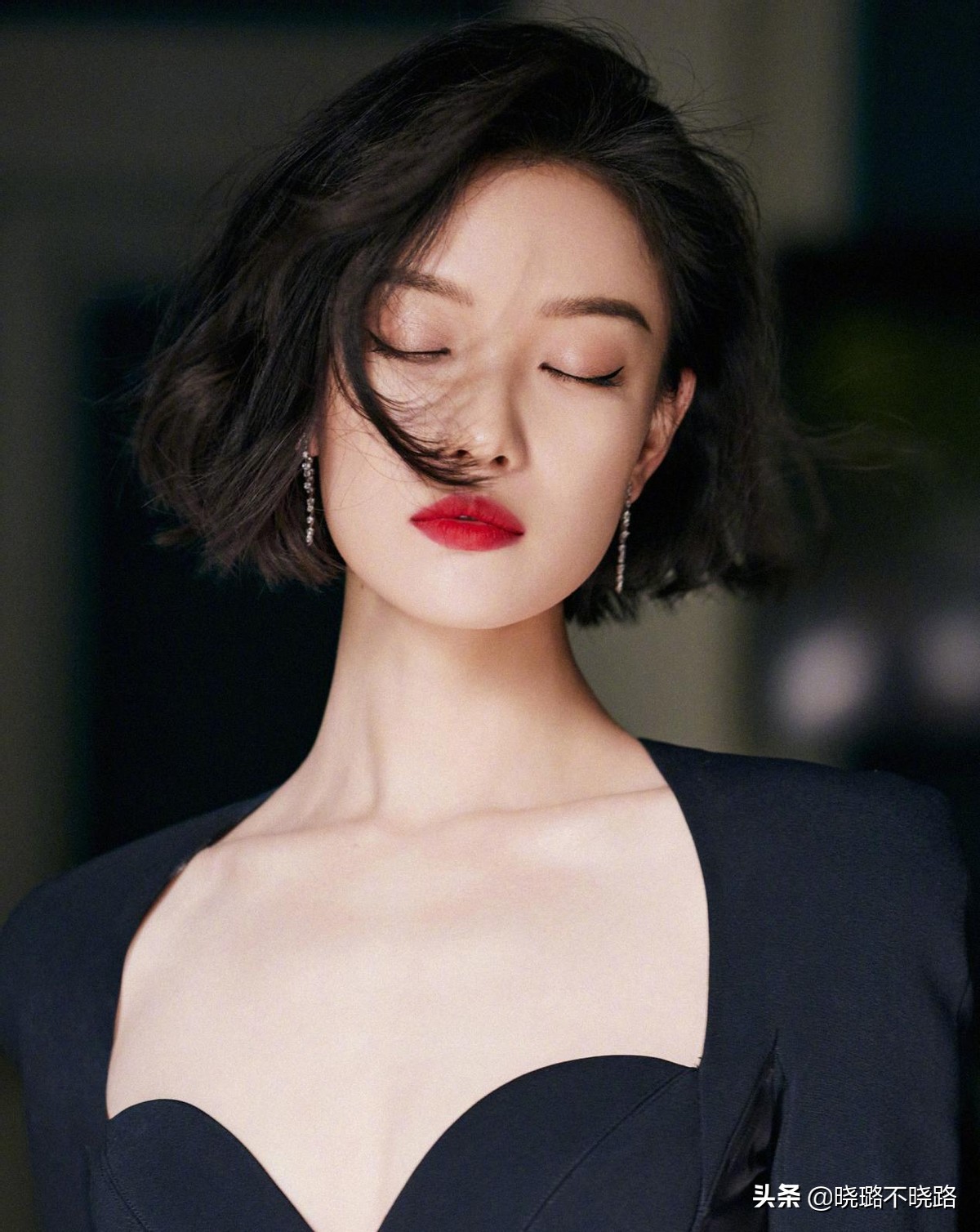 倪妮脸型适合的发型,倪妮电影一刀切短发