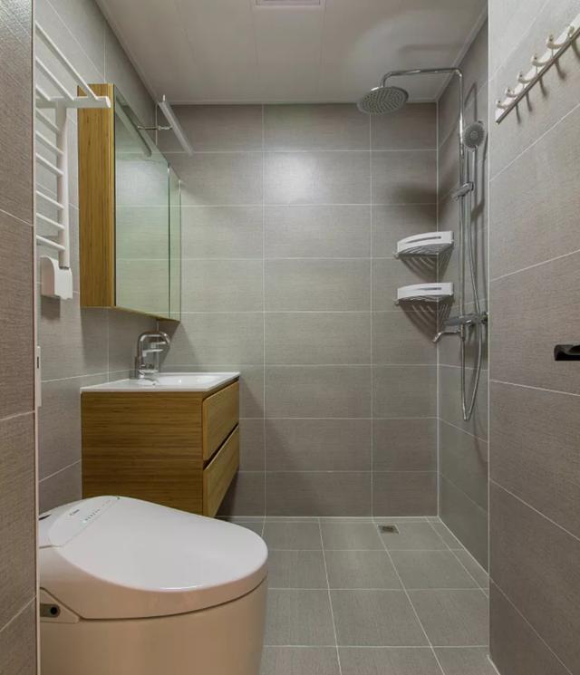 老公坚持装4米长电视柜，沙发墙“加厚”35公分完工都夸他机智