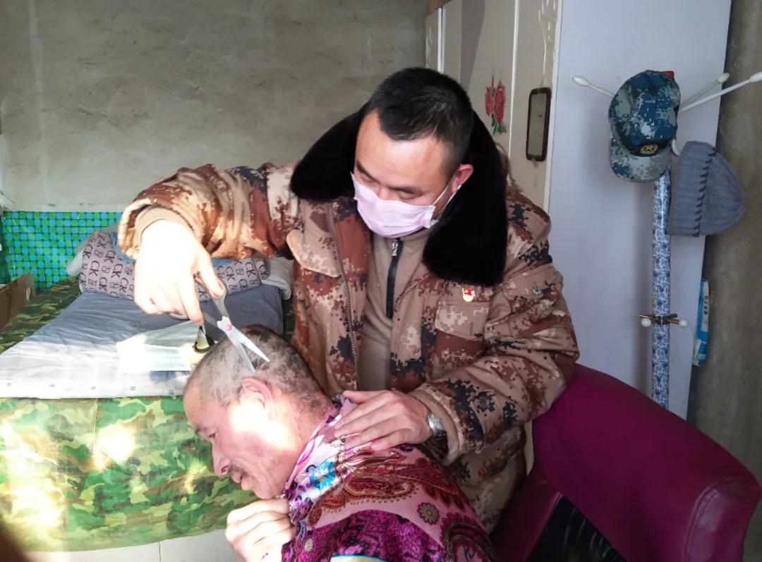 学雷锋抗击疫情志愿服务活动,学雷锋为抗击疫情助力