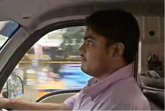 印度穷人下水道里淘金,印度穷人淘金