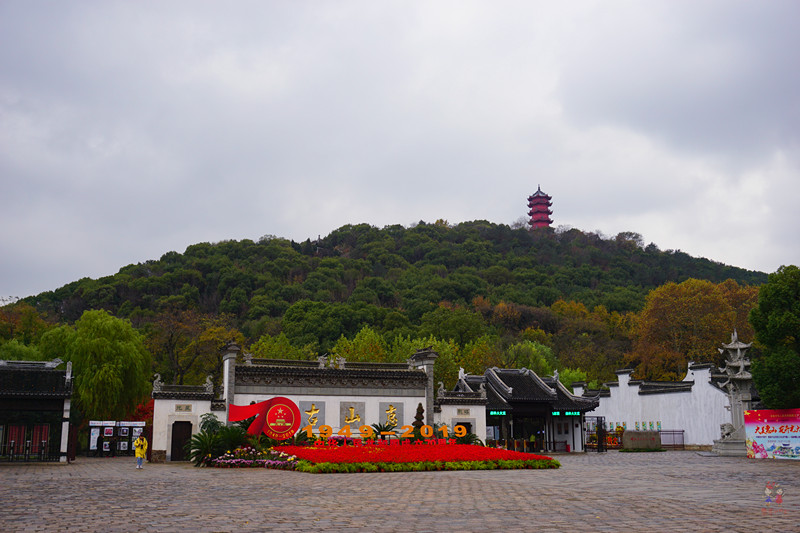 康熙乾隆12次下江南，却去了惠山古镇14次，一个小镇到底藏了啥？