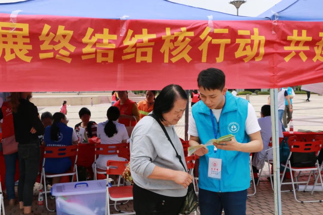 龙华区慢病中心结核病志愿者团队获评全国“最美防痨人”