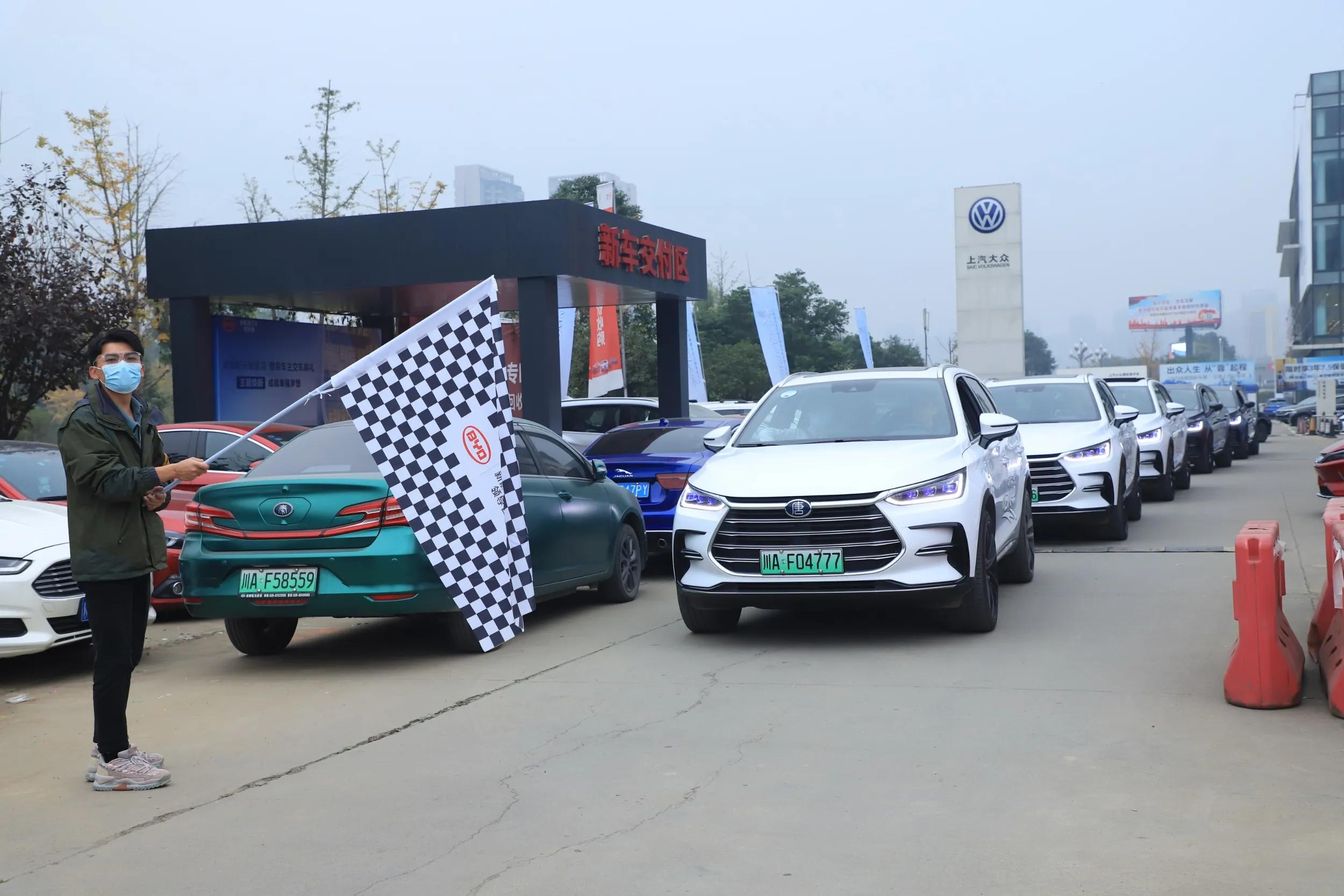 21款比亚迪唐dm最低配值得买,21款唐dm可以升级自动泊车吗