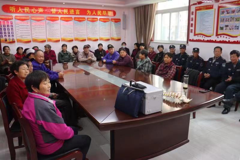 社区社工公益活动,社工开展社区活动