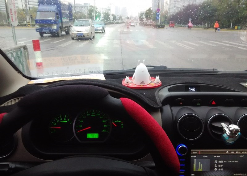 五菱宏光旅行版车主真实感受,五菱宏光老司机评测