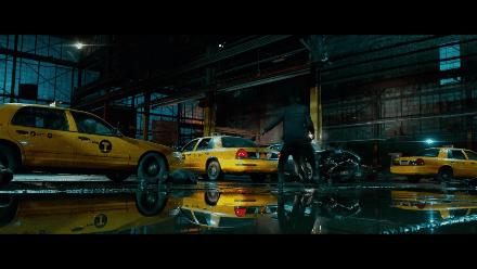 约翰威克的持枪姿势,约翰威克在电影里用的是什么枪