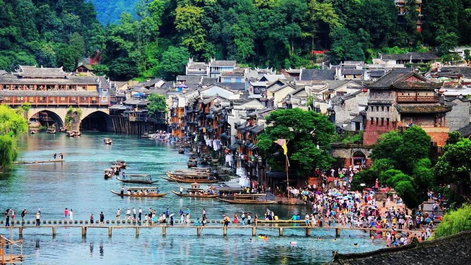 娱乐至死综艺节目完整,娱乐至死的综艺节目谁在看