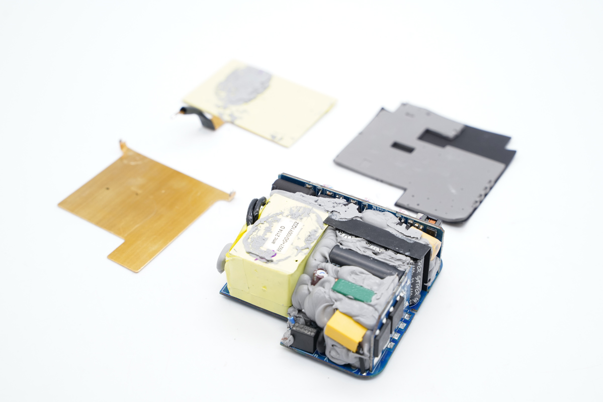 绿联氮化镓100w商务版,绿联氮化镓100W快充