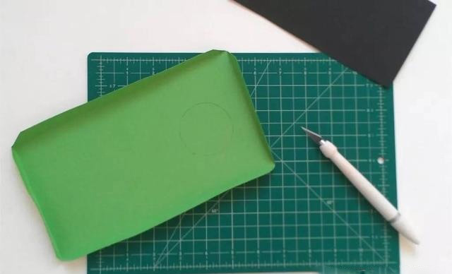 如何用废大纸箱给孩子做玩具,变废为宝做儿童玩具