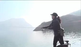 抛竿、希望，收杆、失望，于是就有了再一次的出行