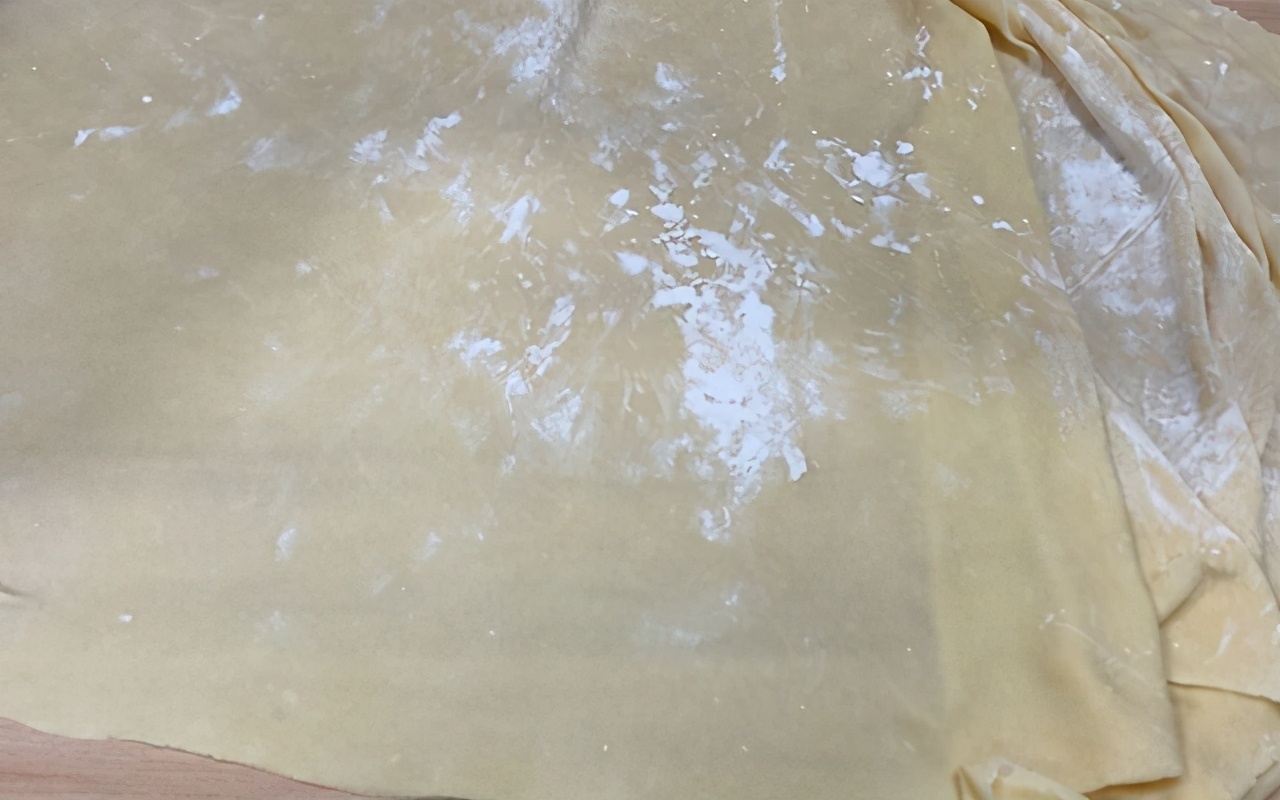 手把手教你包馄饨一学就会,从面粉开始包饺子的全过程