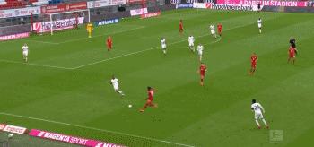 枫叶之国倾力培养的边路帝星，变身为拜仁左路进攻的新引擎（上）