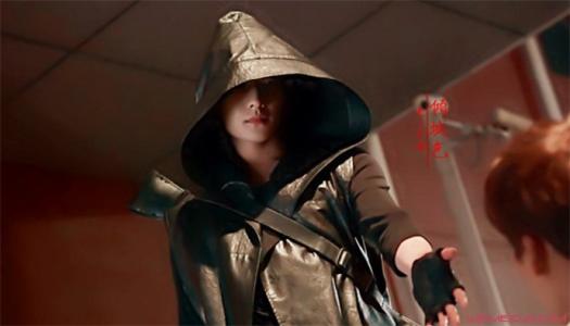 盗墓笔记张起灵为什么杀云彩,盗墓笔记中云彩为什么接近张起灵