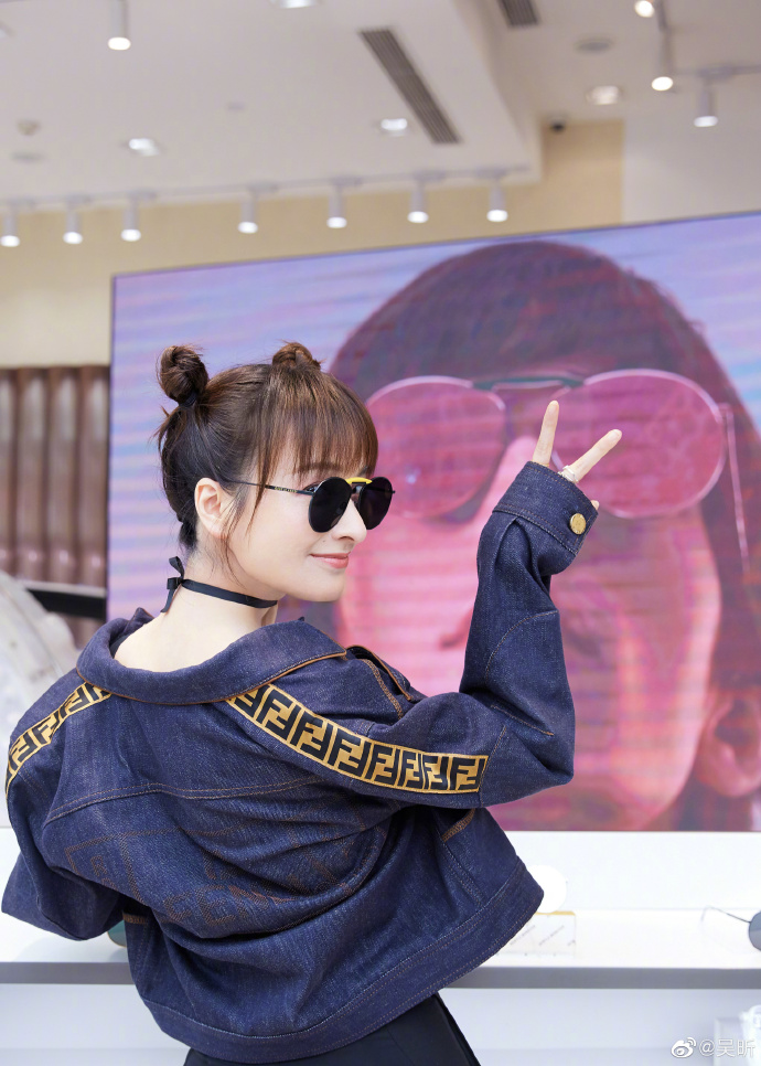 吴昕谢霆锋王俊凯,吴昕杨幂时尚咖