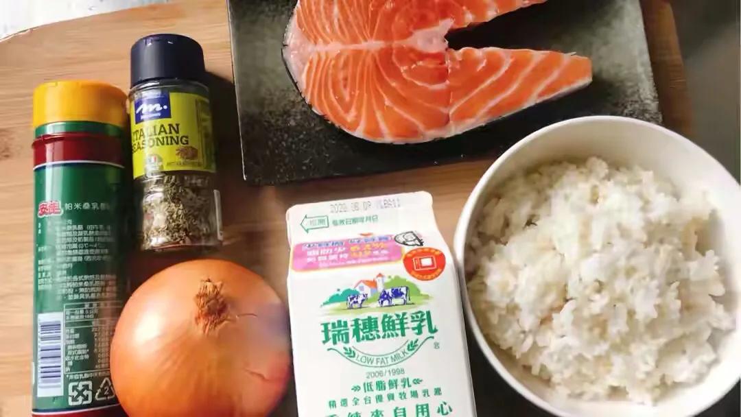 杂粮饭煮的时候放多少水,杂粮饭如何搭配不伤胃