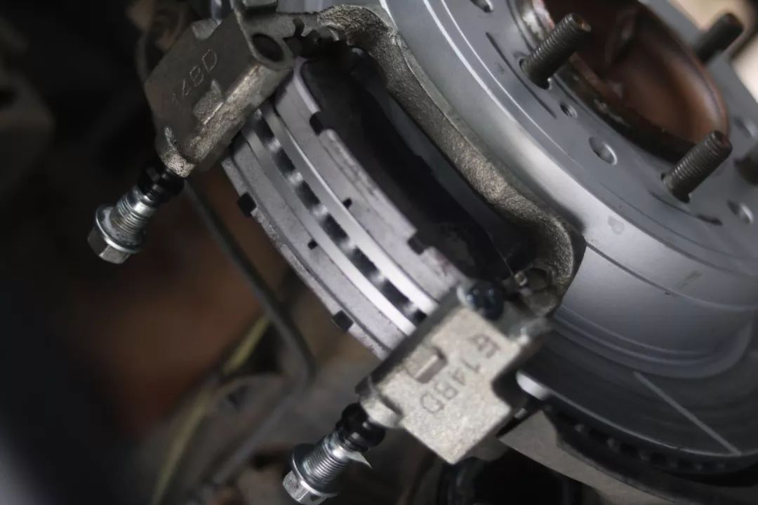 怪兽修车：翻新“残损不堪”的二手霸道LC150，满血复活变新车