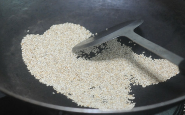 4道无敌下饭菜简单易学超入味,最近超火的用米饭做香辣锅巴