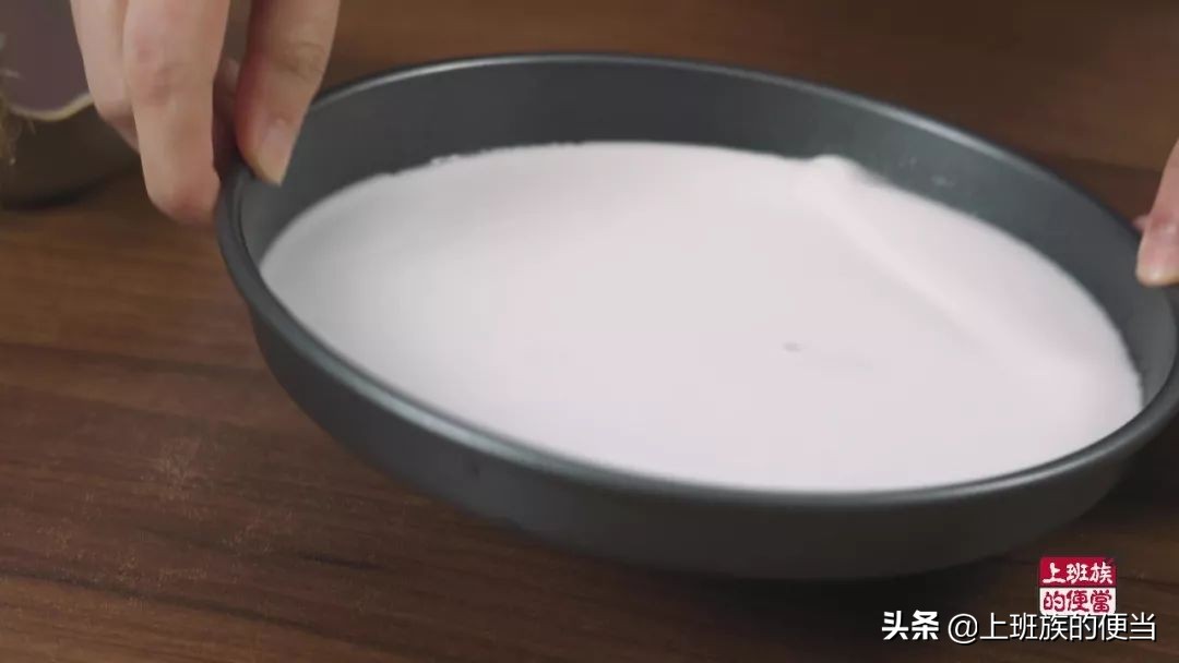 三分钟搞定劲道又爽滑的凉皮,想吃凉皮不用买了教你配方