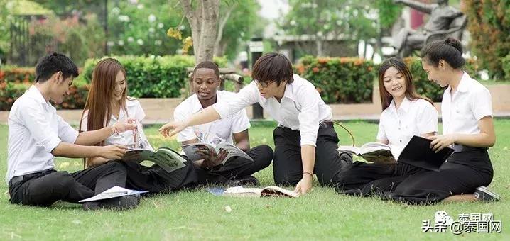 泰国校服可以拍形象照吗,在泰国穿泰式校服