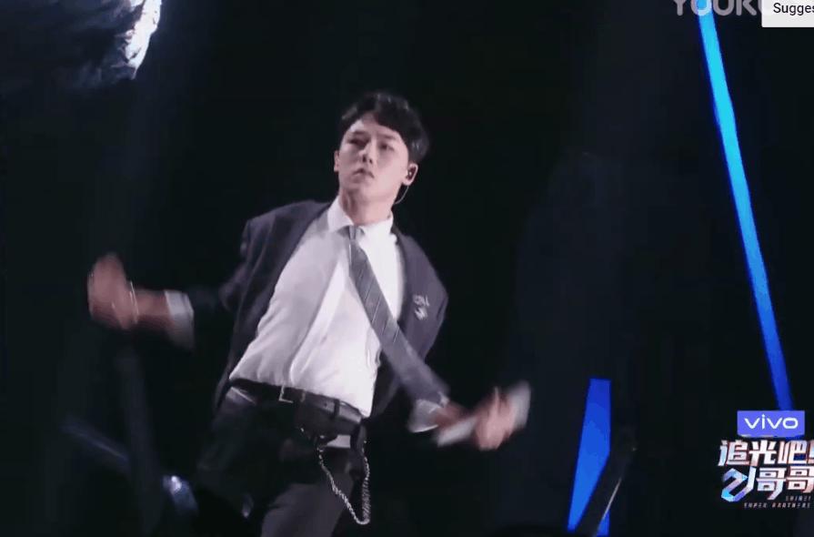 追光吧哥哥：这些球鞋堪称人间清洗剂，专治中年油腻