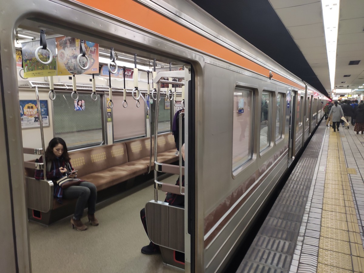 大阪马拉松跑道多少公里,日本大阪马拉松赛道怎么样