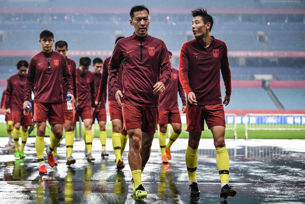 12强赛国足取得首胜,12强赛国足晋级形势