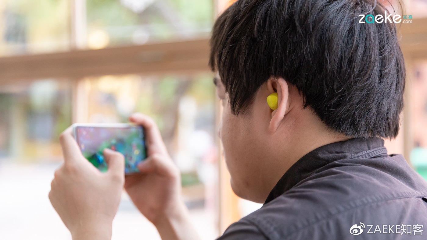 下一代三星galaxybuds,三星galaxybuds发布会