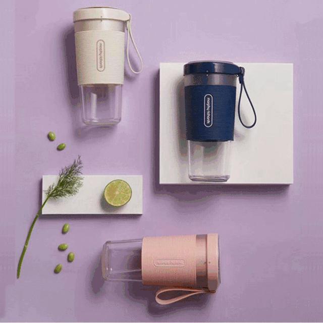 小孩手被榨汁机卡住,孩子手指被榨汁机搅伤