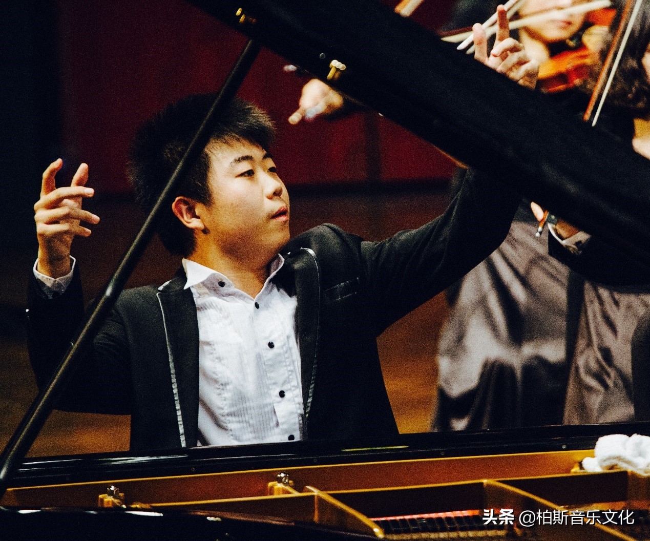 高天钢琴名师系列活动-白岩峰专场音乐会大师班
