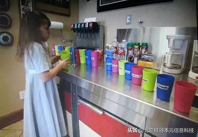 美国夫妇生了十九胞胎,19个孩子的美国夫妻