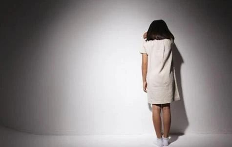 失眠多梦翻来覆去睡不着,晚上睡不着翻来覆去多梦