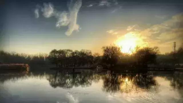 冬季山东山泉水最美最有韵味？济南山泉水美？泰山上下一片银白？