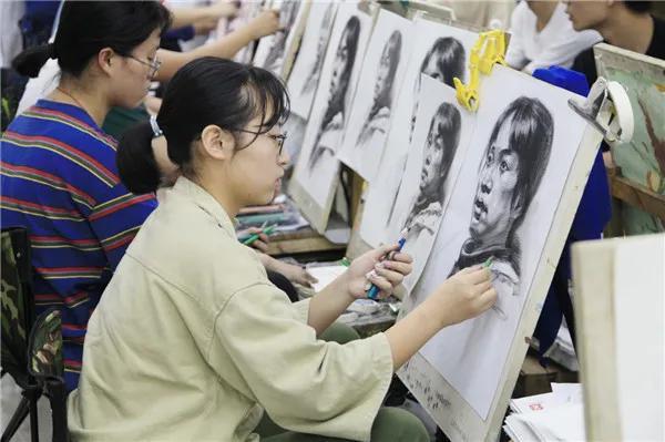 联考和校考的重要性,中考艺考校考联考区别