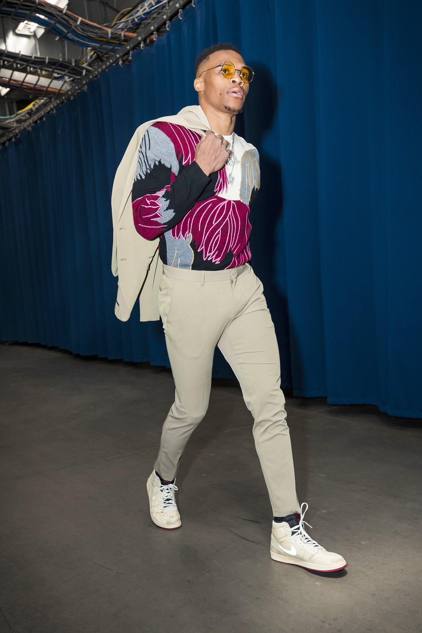 NBA今日球鞋精选：NIKE未来外线头牌“内战”塔克上脚稀有AJ4