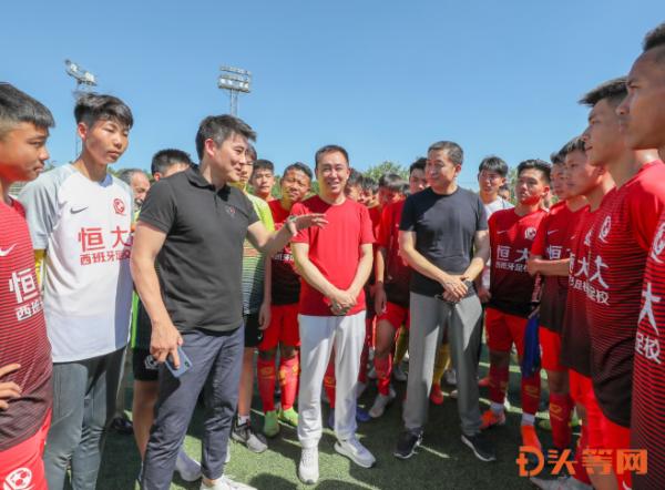 恒大亚冠决赛许家印,许家印恒大赛事