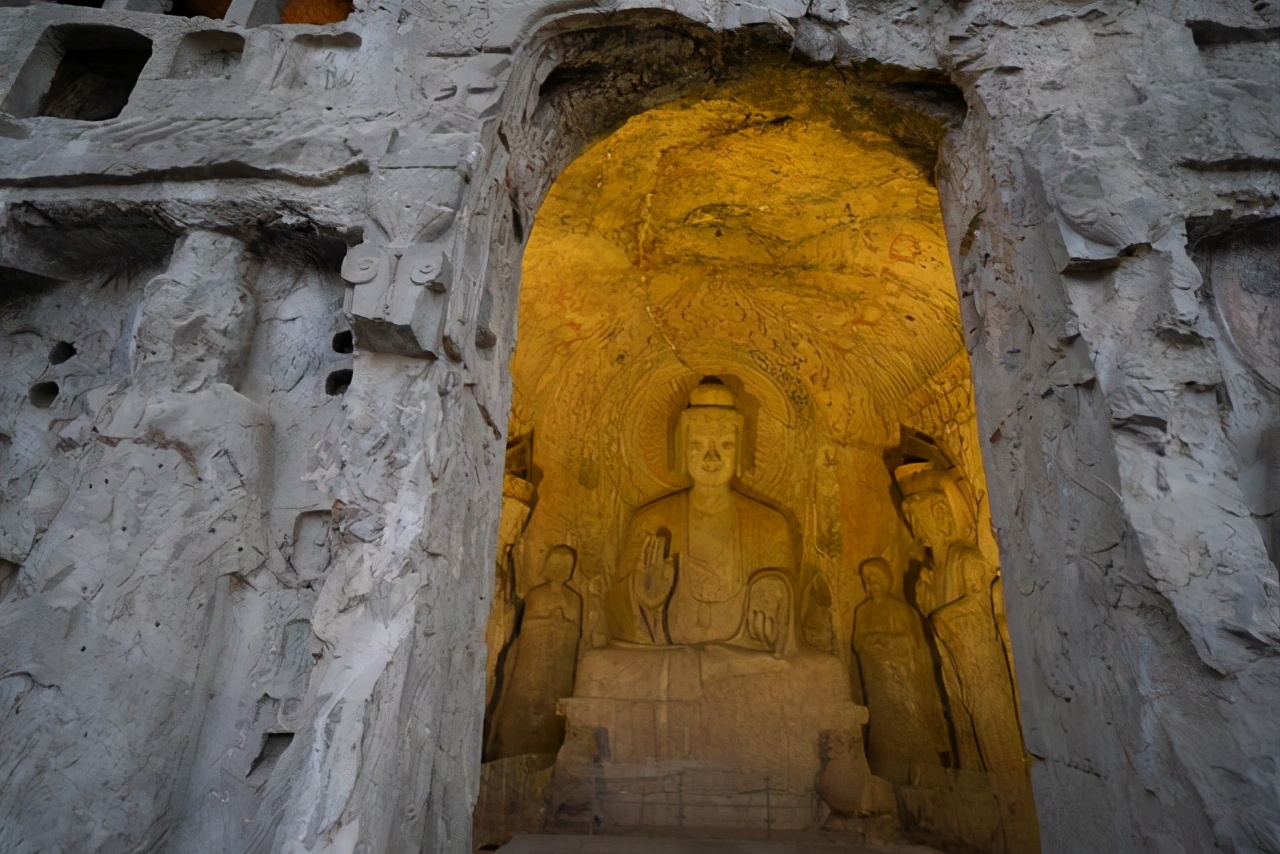 龙门石窟中国四大石窟之一,龙门石窟是中国四大石窟之首吗