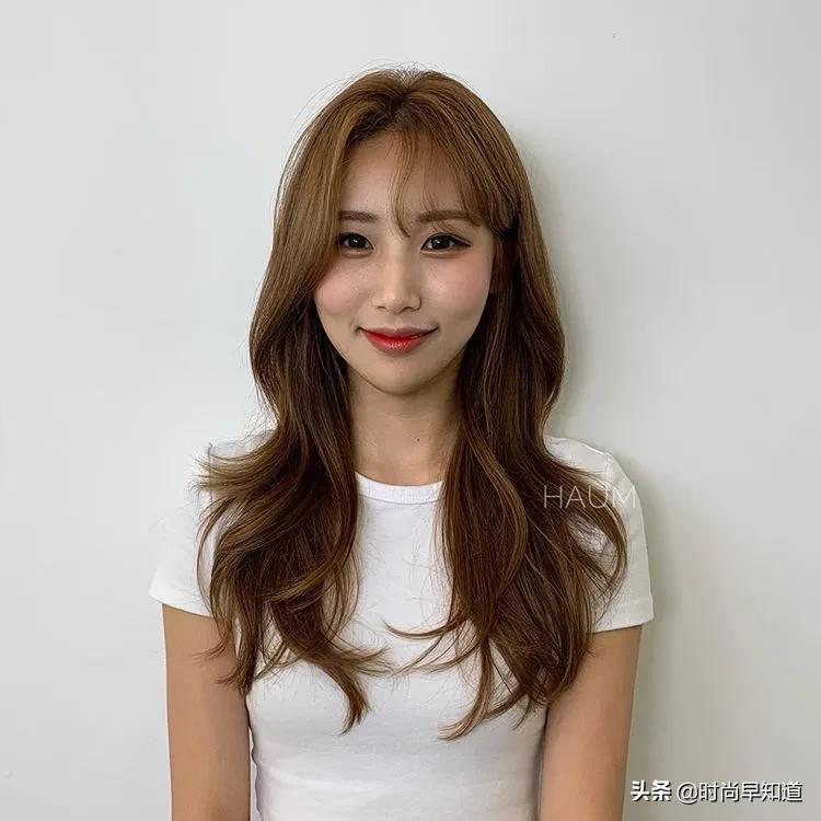 圆脸、方脸、菱形脸、大脸女生适合什么发型?