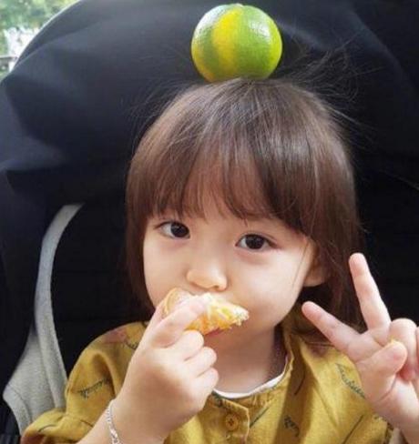 孩子被夸优秀怎么高情商回复,孩子被嘲笑家长高情商